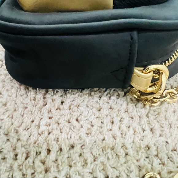 Versace Black and Gold Women's Bag - Picture 3 of 6